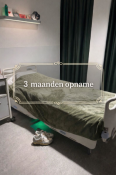 Voor het eerst deel ik openlijk dat ik sinds mijn studententijd leef met een bipolaire kwetsbaarheid, en dat ik hiervoor inmiddels al vijf weken...